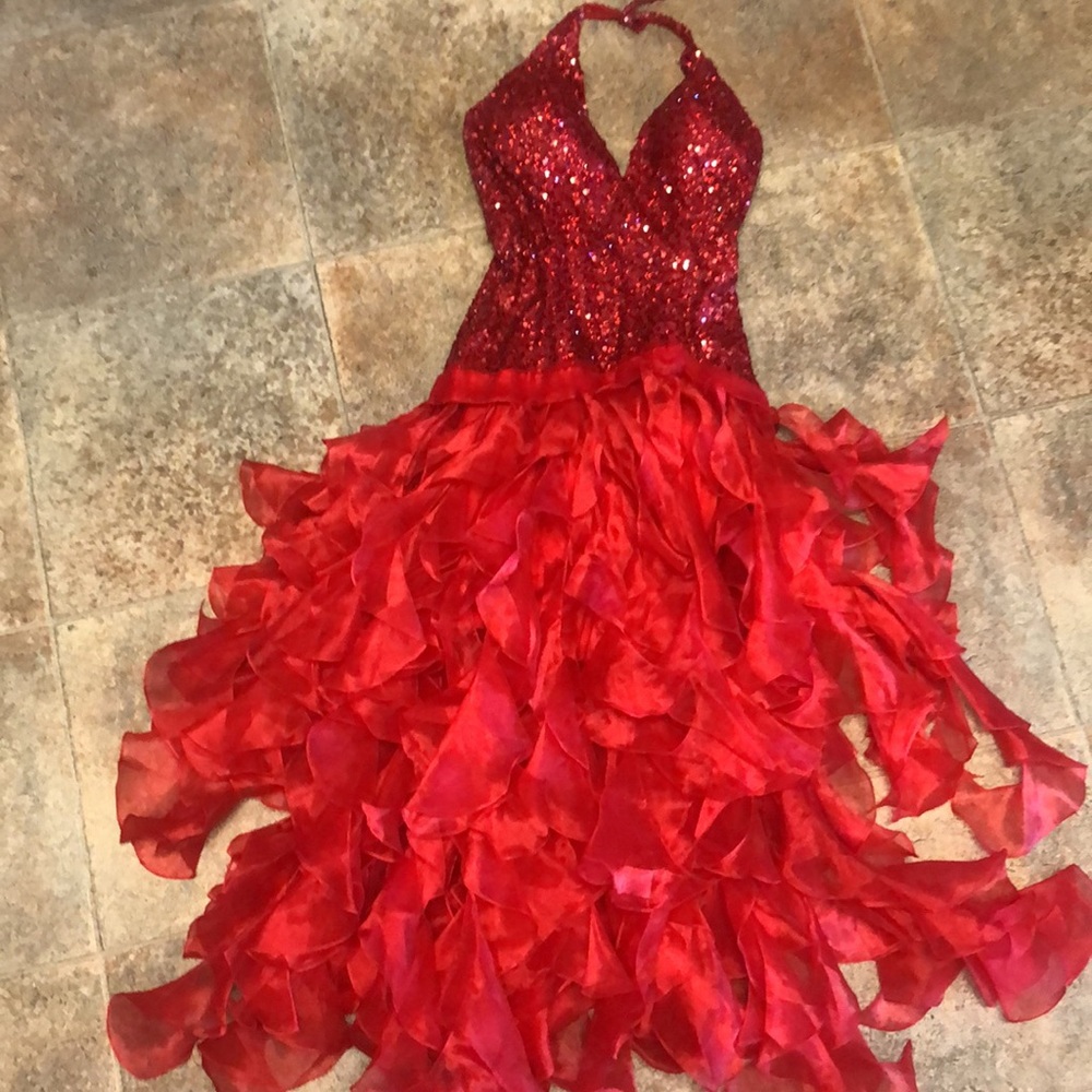 🔥Jovani sequin red dress with train